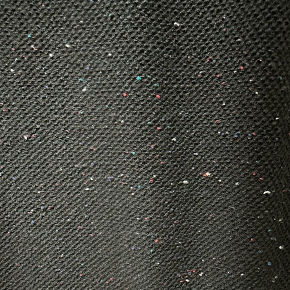 Loft, shift style, 3/4 length sleeve, soft fabric, ruffle hem. Great Condition! - Picture 2 of 7